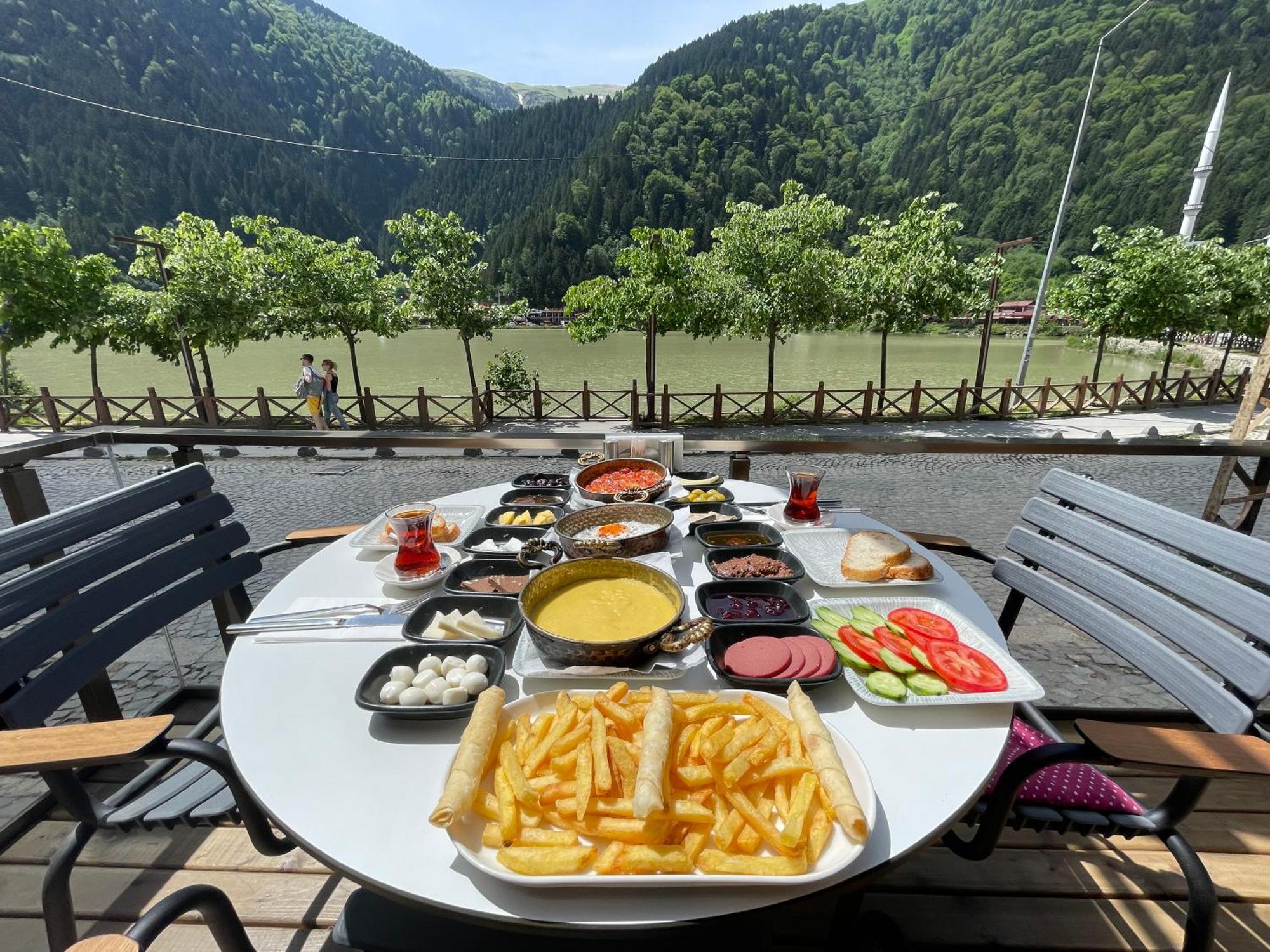 Ozkan Otel 우준괼 외부 사진