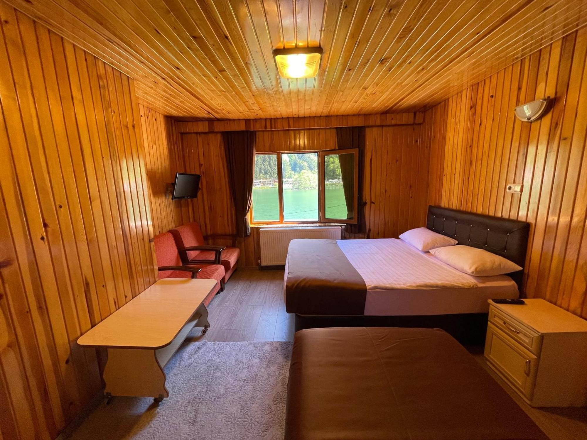 Ozkan Otel 우준괼 외부 사진