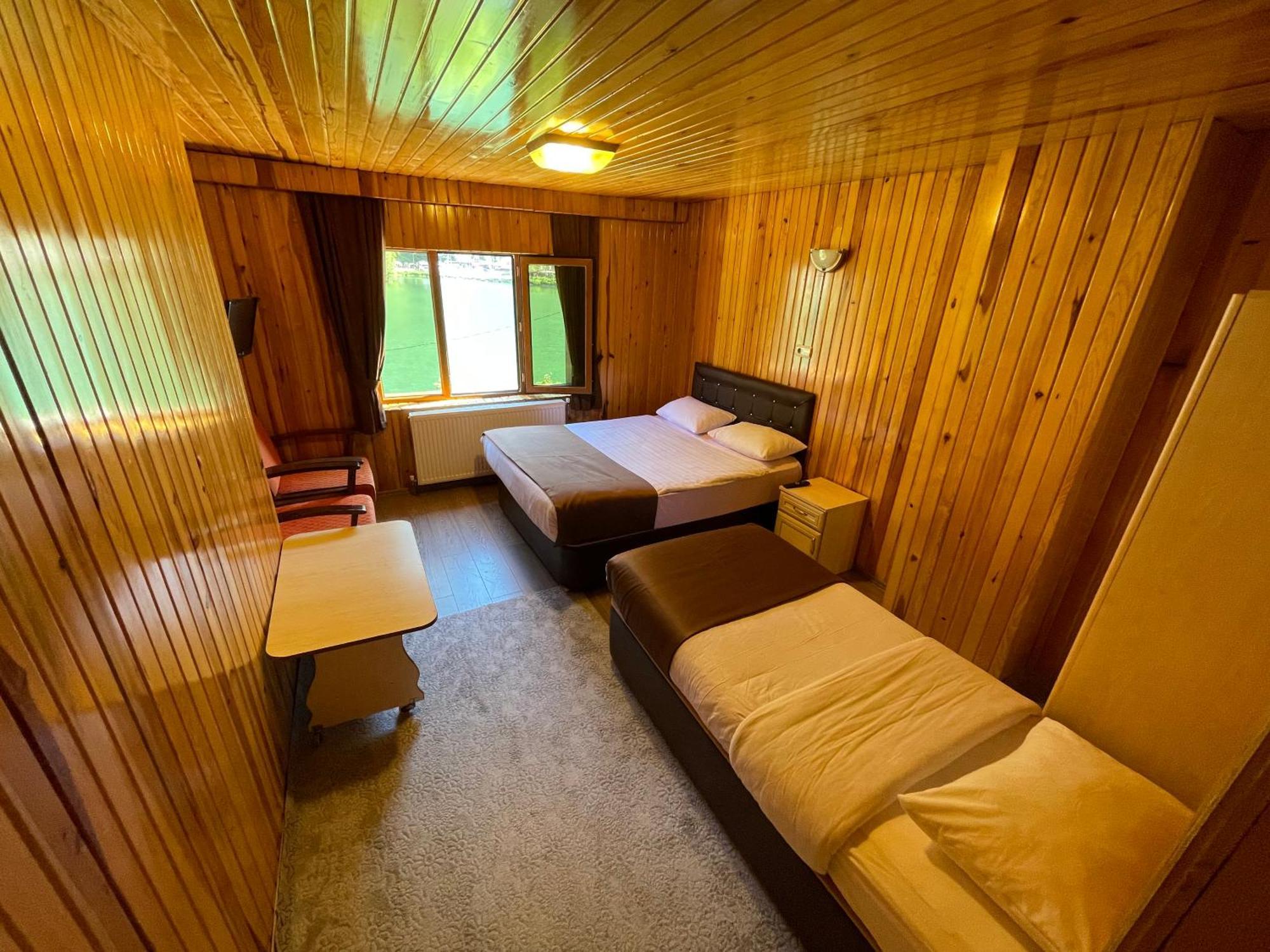 Ozkan Otel 우준괼 외부 사진